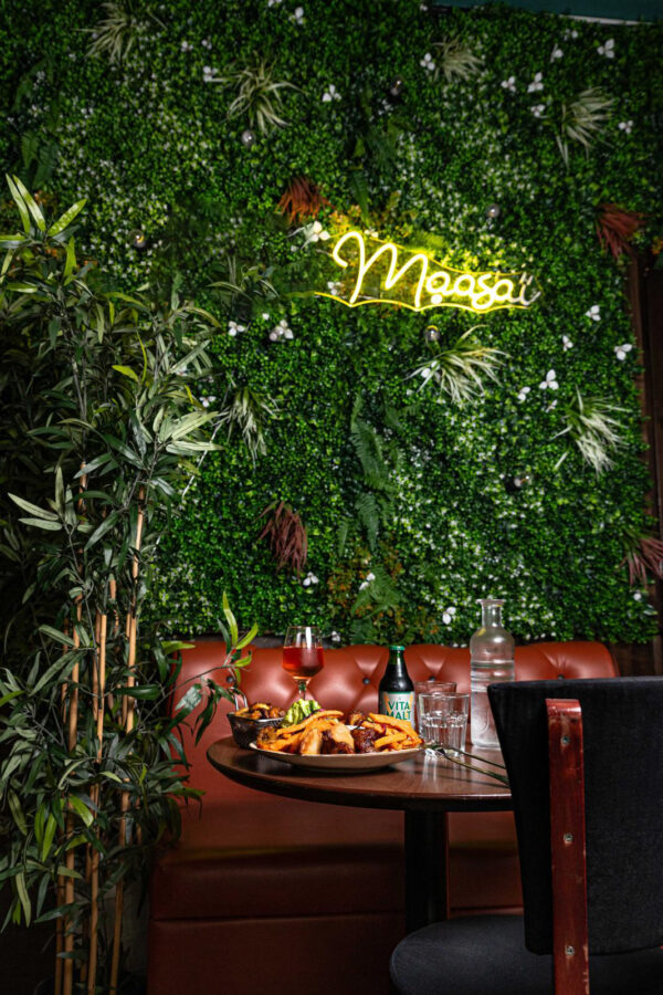 Décoration africaine du restaurant Le Maasaï à Paris