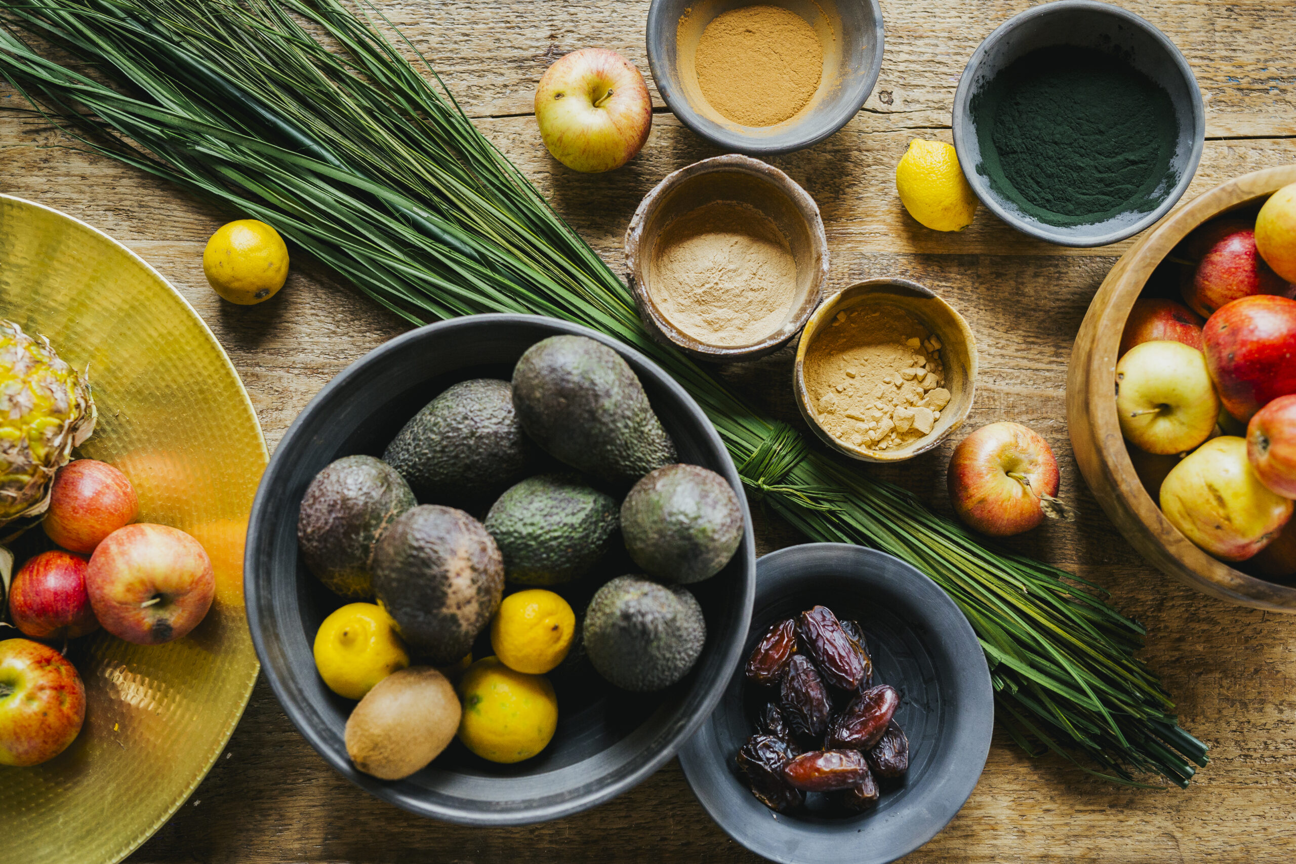 Fruits and species over a table, ready for a natural and healthy juice
